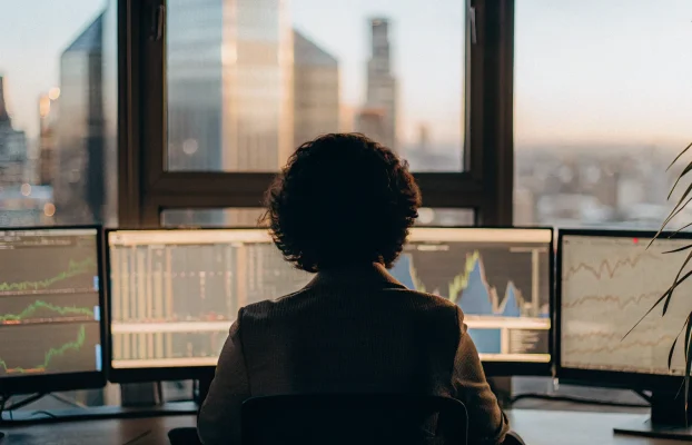 How to Pick the Best Stocks for Long-Term Investing